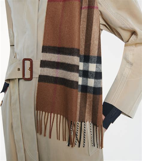 burberry giant check scarf 4030503|Burberry Giant Check Cashmere Scarf .